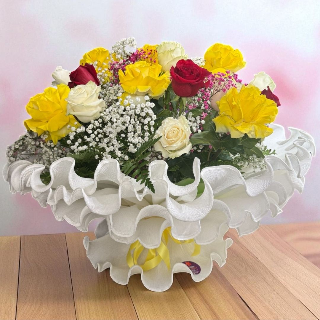 Ramo “Armonía de Colores” – Rosas naturales mixtas grandes - Imagen 2