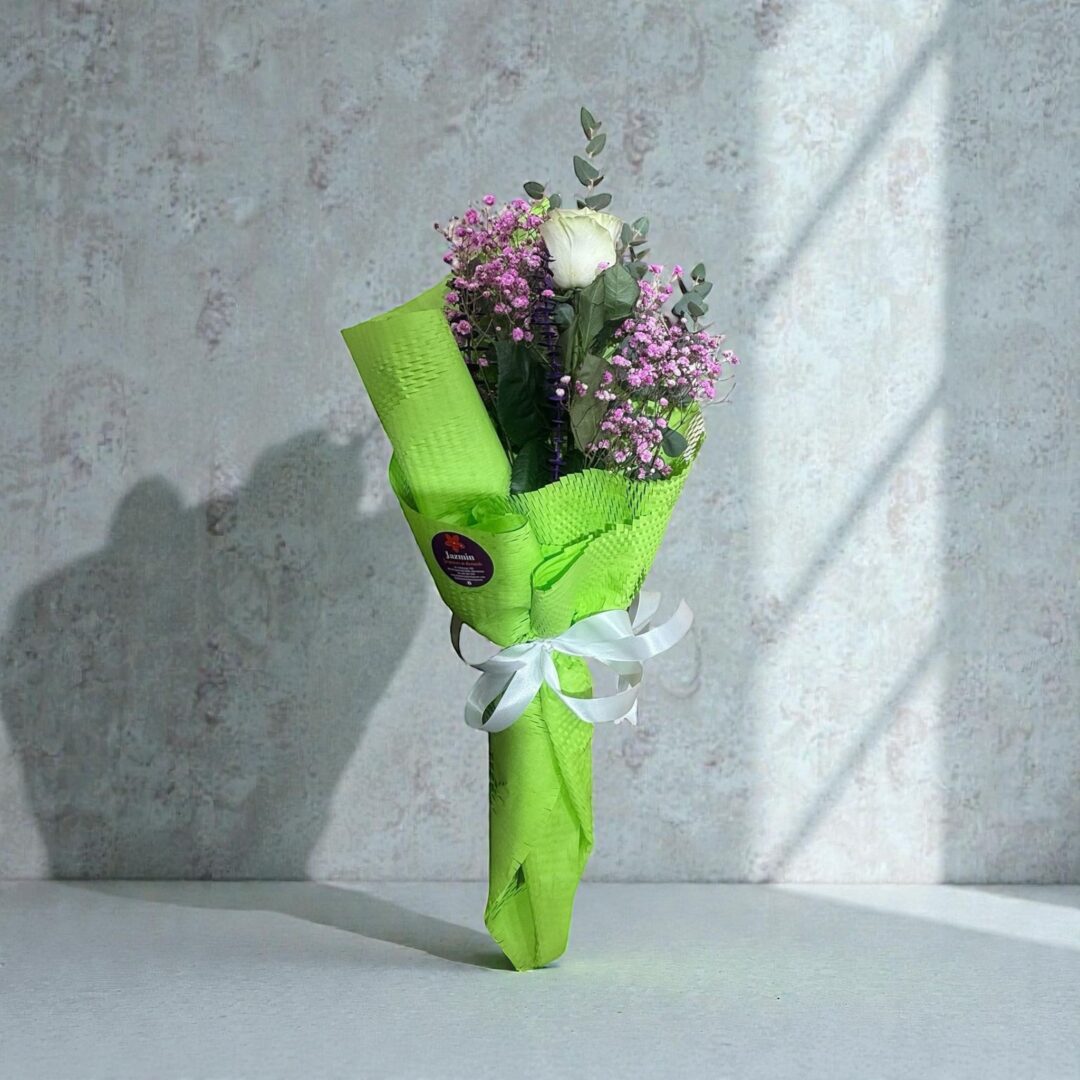 Ramo Pistacho Delicado